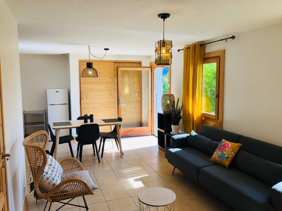 Chalet Cosy แซ็งต์-แฌร์เวส์-เลส์-แบ็งส์ ภายนอก รูปภาพ